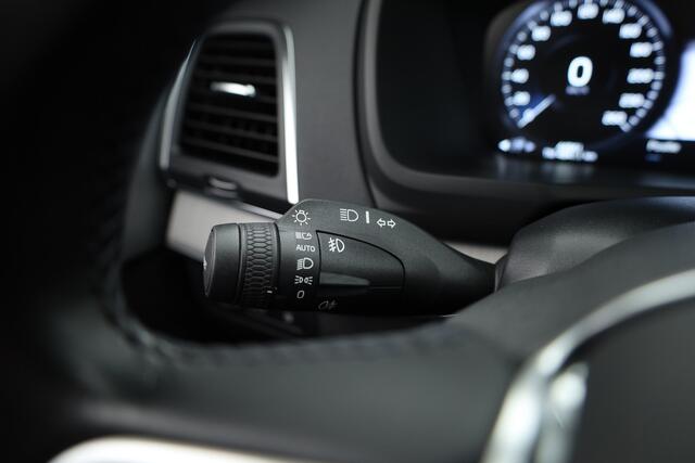 Volvo XC90 2.0 T8 Recharge AWD Inscription Expression | Navi | Adapt. Cruise | Elek. Trekhaak | Dodehoek | Stoel-Stuurverw. | CarPlay