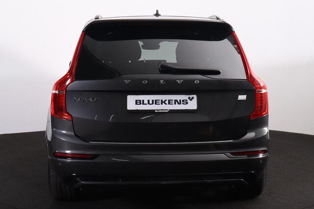 Volvo XC90 T8 Recharge AWD Ultimate Dark - LONG RANGE - Luchtvering - Panorama/schuifdak - 360º Camera - Bowers & Wilkins audio - IntelliSafe Assist & Surround - 360º Camera - Adaptieve LED koplampen - Verwarmde voorstoelen, stuur & achterbank - Parkeersensoren voor