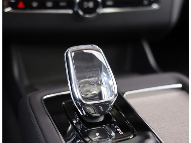 Volvo XC90 T8 Plug-in hybrid AWD Ultra Dark | Platinum Grey - Facelift - Direct leverbaar - Vol!