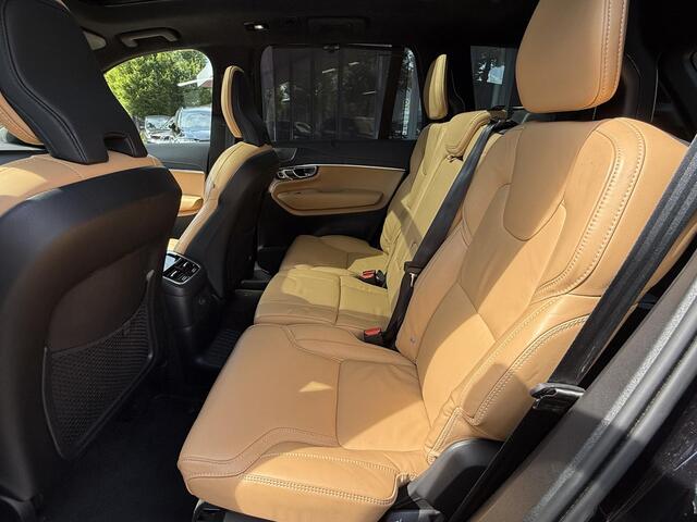 Volvo XC90 2.0 T8 Recharge AWD Ultimate Dark B&W/Massage/Luchtvering/Trekhaak etc.