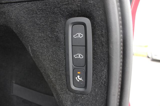 Volvo XC90 2.0 T5 AWD Inscription | Luchtvering | Massagestoelen | Schuif/kanteldak | Head-Up