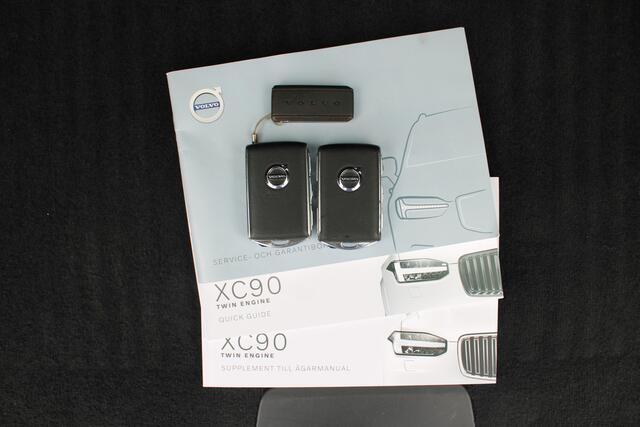 Volvo XC90 T8 Automaat Twin Engine AWD Inscription 7-pers | Schuif/kanteldak | Trekhaak | Adapt. Cruise | DAB | Verw. Achterbank