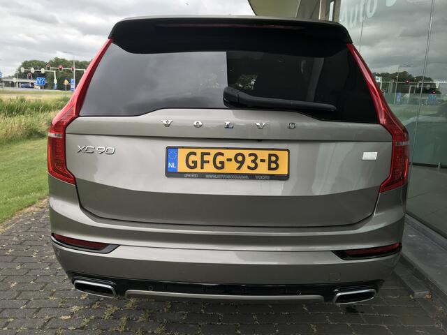 Volvo XC90 2.0 T8 Twin Engine AWD R-Design 7-persoons | Rijklaar incl 12 mnd Bovag | Panoramadak Trekhaak 360 camera Head up