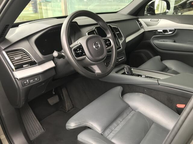 Volvo XC90 2.0 T8 Twin Engine AWD R-Design 7-persoons | Rijklaar incl 12 mnd Bovag | Panoramadak Trekhaak 360 camera Head up