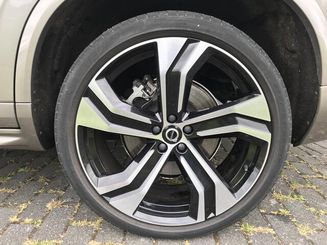 Volvo XC90 2.0 T8 Twin Engine AWD R-Design 7-persoons | Rijklaar incl 12 mnd Bovag | Panoramadak Trekhaak 360 camera Head up