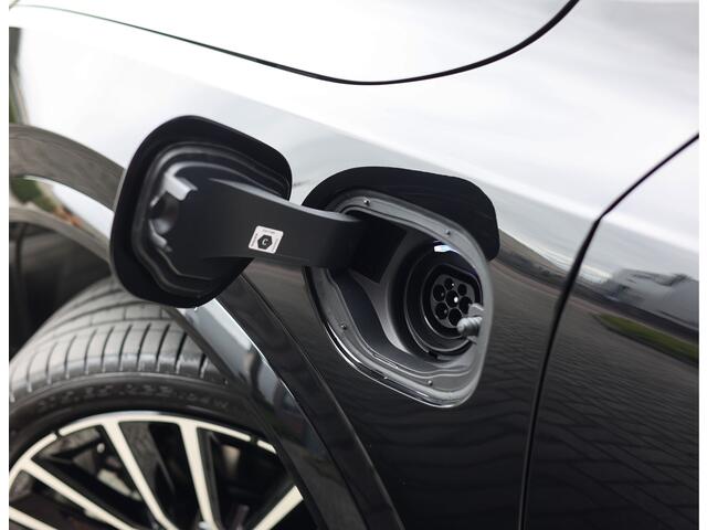 Volvo XC90 T8 AWD Ultra Dark | Facelift - Direct leverbaar - Vol!