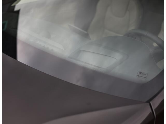 Volvo XC90 T8 AWD Ultra Dark | Platinum Grey - Facelift - Direct leverbaar - Vol!
