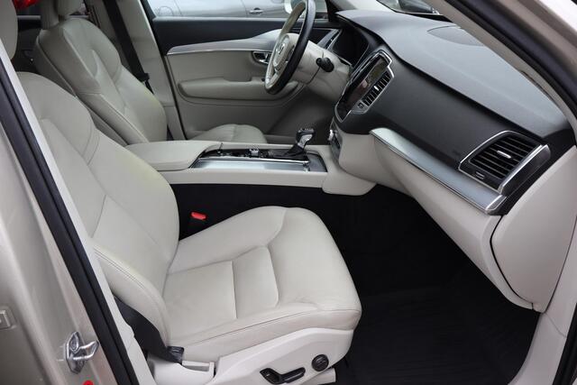Volvo XC90 2.0 T5 AWD Inscription Panoramadak, Schuif- kanteldak, Navigatie, Cruise control, Climate control, Lederen interieur,