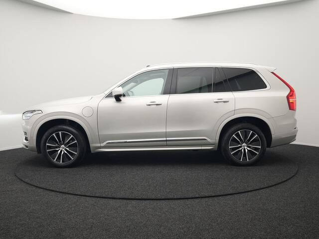 Volvo XC90 T8 Recharge AWD Inscription Plug In Hybrid 394pk 7 Persoons Dealer O.H. PHEV | Panodak | Lederen Sportstoelen Memory | Pilot Assist | Adaptive Cruise | Harman Kardon | Camera | BLIS | Navigatie | Apple Carplay | DAB | Virtual |