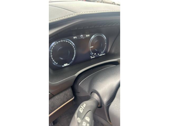 Volvo XC90 2.0 T8 Recharge AWD 287kW/390pk Aut8 Inscription Exclusive 7p PANORAMADAK + PILOT ASSIST + EL.TREKHAAK + STOELMASSAGE + HARMAN & KARDON + BLIS + STOELVERWARMING&-VENTILATIE + 360 CAMERA + KEYLESS + HEAD-UP + PARKSENSOREN + 20" LM-VELGEN!!