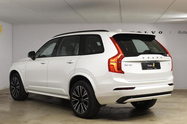 Volvo XC90 T8 455PK Automaat AWD Ultimate Dark / Bowers & Wilkins / Luchtvering / Head Up Display / 360 Camera / Massagestoelen / Gelaagde Zijruiten / Trekhaak /