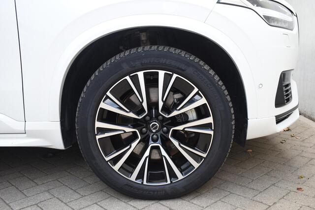 Volvo XC90 T8 455PK Automaat AWD Ultimate Dark / Bowers & Wilkins / Luchtvering / Head Up Display / 360 Camera / Massagestoelen / Gelaagde Zijruiten / Trekhaak /