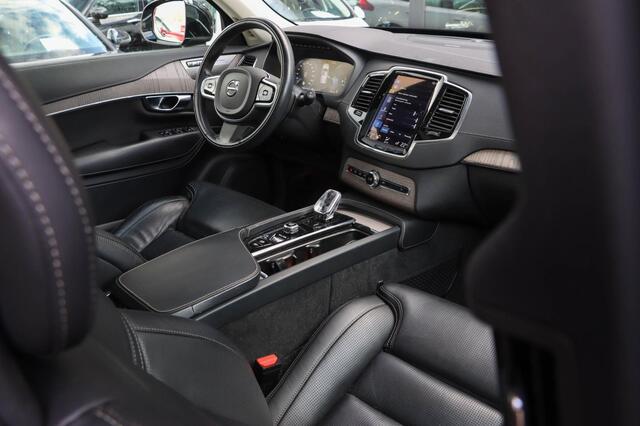 Volvo XC90 T8 Recharge 7p. AWD R-Design | Luchtvering | 22'' | Trekhaak | Stoelkoeling/verwarming