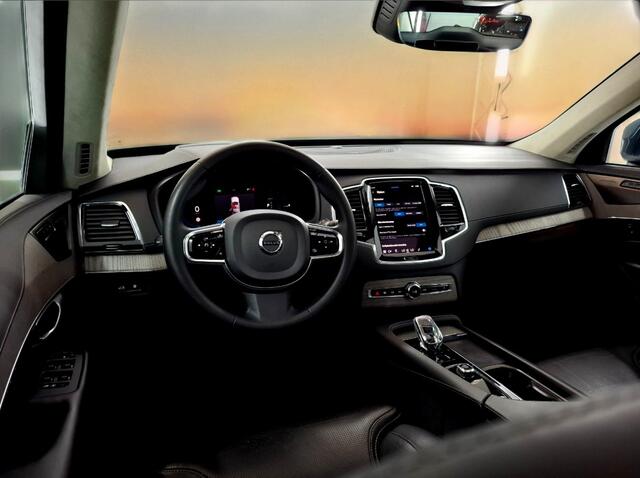 Volvo XC90 2.0 T8 AWD Recharge 335kW/455pk Aut8 Ultimate Bright PANORAMADAK + HARMAN/KARDON + STOELVENTILATIE + ADAPT.CRUISE + PILOT ASSIST + STOELVERWARMING V&A + BLIS + GOOGLE DASH&SERVICES + CAMERA + STUURVERWARMING + PARKSENSOREN V&A + 20" LM-VELGEN!!
