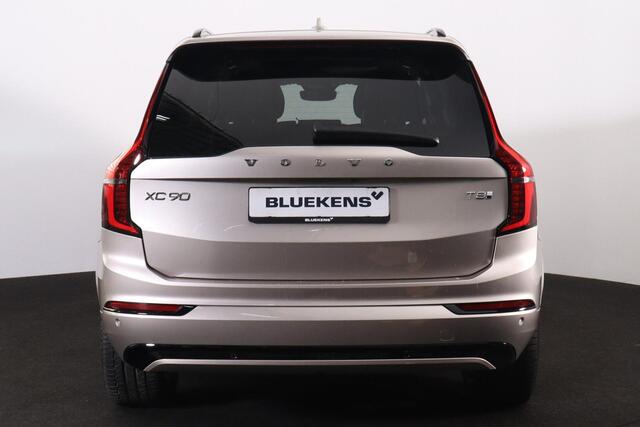Volvo XC90 T8 Recharge AWD Plus Dark - LONG RANGE - Panorama/schuifdak - IntelliSafe Assist & Surround - 360º Camera - Harman/Kardon audio - Verwarmde voorstoelen, stuur & achterbank - Parkeersensoren voor & achter - Elektr. bedienb. voorstoelen met geheugen - Draad
