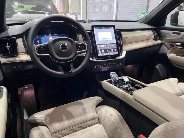 Volvo XC90 2.0 T8 Plug-in hybrid AWD Ultra Dark | FACELIFT | Bowers&Wilkins | Massage+Ventilatie | Trekhaak | 22 Inch | Panoramadak | Head-Up | 360 Camera