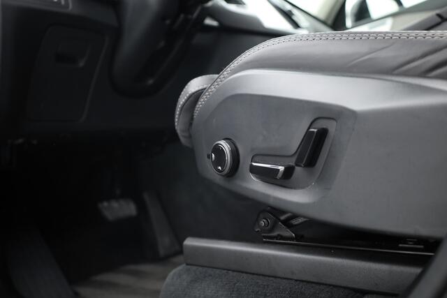 Volvo XC90 T8 Recharge Ultimate Dark | Pano | HUD | B&W | 360cam | Massage | Memory seats | 21''