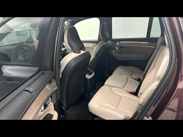 Volvo XC90 2.0 T8 Plug-in hybrid AWD Ultra Dark MY26 455pk | B&W Surround Stereo | Elek Trekhaak | Luchtvering | Nappa volleder + Stoelkoeling + Massage | 22" | HUD | Etc.. Etc..