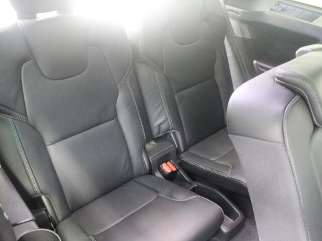 Volvo XC90 T8 Recharge AWD R-Design | Rijklaarprijs | Trekhaak | Luchtvering | Bowers & Wilkins |