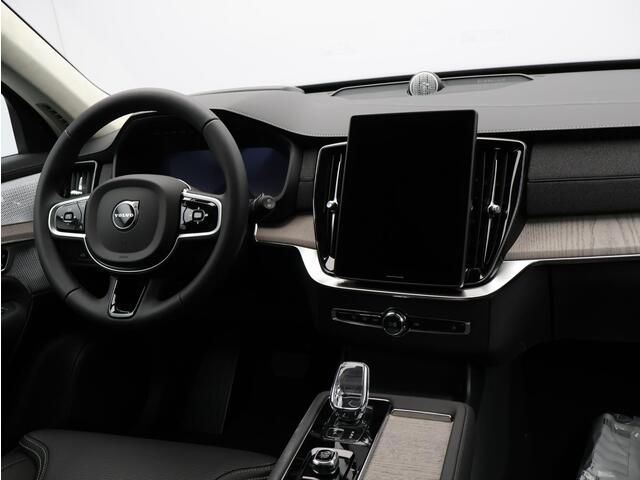 Volvo XC90 2.0 T8 Plug-in hybrid AWD Ultra Bright / Trekhaak / Luchtvering / B&W Audio / Stoelventilatie + Massage / 360 Camera / Head-up Display / Getint Glas /