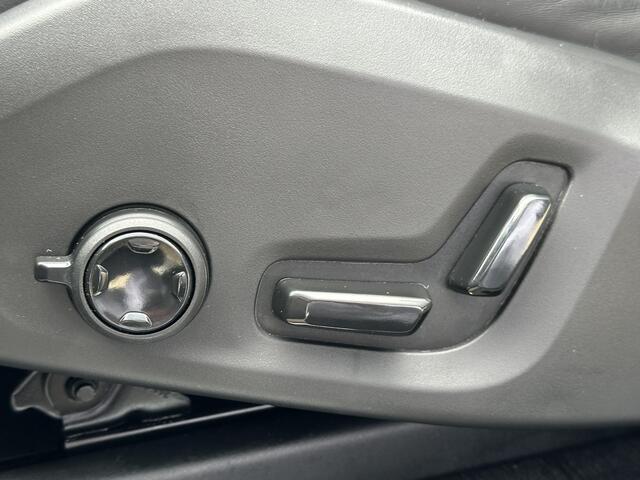 Volvo XC90 2.0 T8 Recharge AWD Ultimate Dark 22 inch / luchtvering / Bowers & Wilkens / 360 camera / headup display/ trekhaak