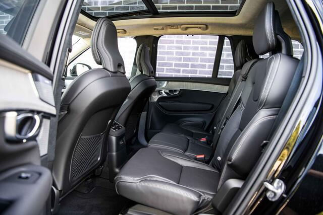 Volvo XC90 2.0 T8 Plug-in hybrid AWD Ultra Dark Executive Edition | | Luchtvering | Panoramadak | Stoel-/Stuurverwarming | Massagestoelen | 360° parkeercamera | Head-Up Display | LED Matrix koplampen | Adaptieve Cruise Control |
