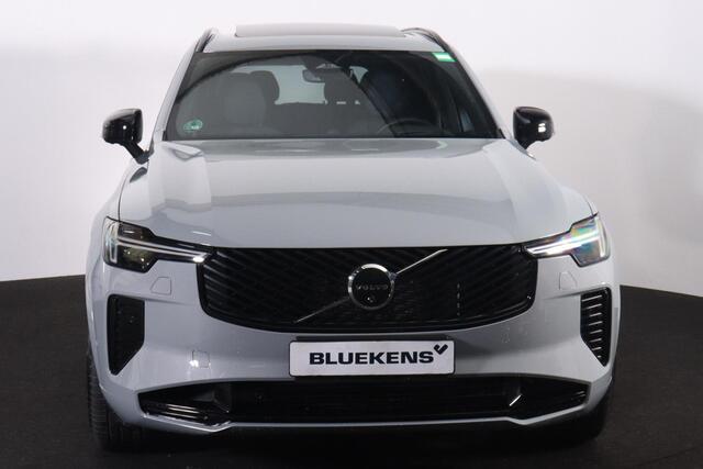 Volvo XC90 T8 Recharge AWD Ultra Dark - LONG RANGE - Luchtvering - Panorama/schuifdak - IntelliSafe Assist & Surround - 360º Camera - Bowers & Wilkins audio - Verwarmde voorstoelen, stuur & achterbank - Parkeersensoren voor & achter - Elektr. bedienb. voorstoelen me