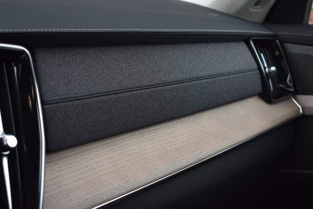 Volvo XC90 T8 455PK Plug-in hybrid AWD Ultra Bright | Trekhaak | Luchtvering |