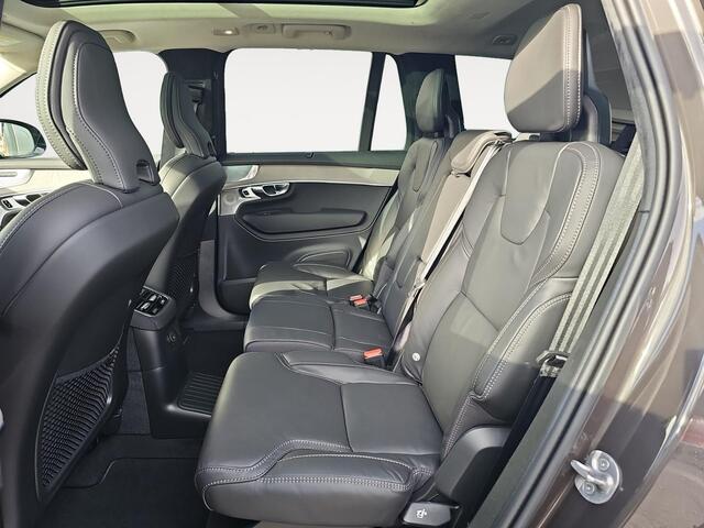 Volvo XC90 2.0 T8 Plug-in hybrid AWD Ultra Dark | Luchtvering | Bowers & Wilkins Audio | Stoelventilatie | Gelaagde zijruiten |