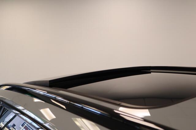 Volvo XC90 2.0 T8 Plug-in hybrid AWD Ultra Dark Panoramadak ACC Luchtvering 7Persoons Trekhaak