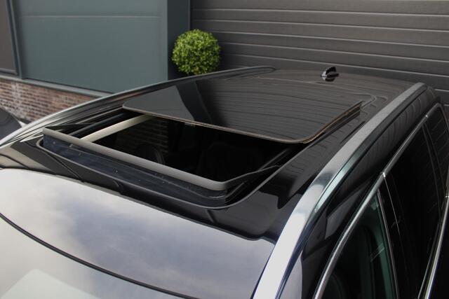 Volvo XC90 2.0 T8 Recharge AWD Inscription | Luchtvering | 360 Camera | Trekhaak | Panorama dak | Bomvol!