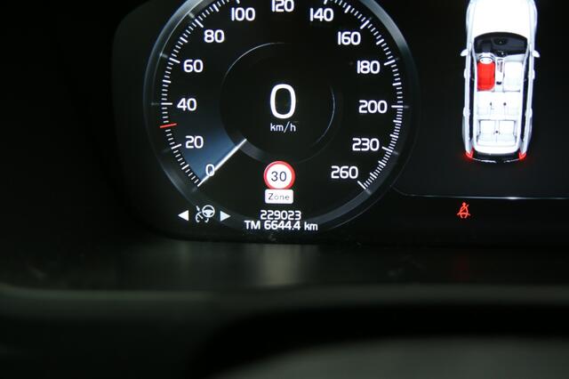 Volvo XC90 2.0 T8 TE AWD R-Des.