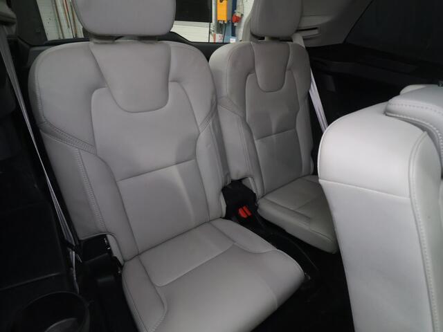 Volvo XC90 2.0 T8 Recharge AWD Inscription Exclusive [7-ZITS, LUCHTVERING FOUR-C, SCHUIFKANTELDAK, TREKHAAK INKLAPBAAR, MEMORY SEATS, APPLE CARPLAY, ANDROID, HARMAN/KARDON, HEAD-UP, 360 CAMERA, STUURVERWARMING, STOELVERWARMING, STOELVENTILATIE,