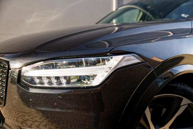 Volvo XC90 2.0 T8 Recharge AWD R-Design Luchtvering, Panoramadak, 360 Camera, Trekhaak, enz