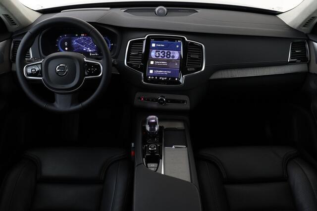 Volvo XC90 T8 PLUG-IN HYBRID AWD ULTRA DARK [MY25] *FULL OPTIONS!* -PANO.DAK|BOWERS&WILKINS|GEVENT.LEDER+MASSAGE|LUCHTVERING|360°CAM|TREKHAAK|NL.AUTO