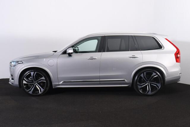 Volvo XC90 T8 Recharge AWD Ultimate Dark - Luchtvering - Panorama/schuifdak - IntelliSafe Assist & Surround - 360º Camera - Bowers & Wilkins audio - Adaptieve LED koplampen - Verwarmde voorstoelen, stuur & achterbank - Parkeersensoren voor & achter - Elektr. bedienb