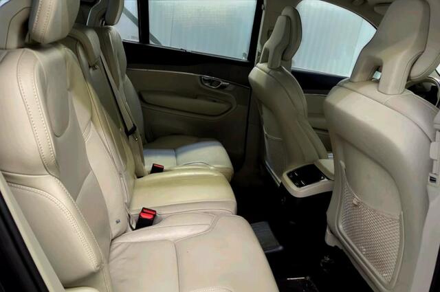 Volvo XC90 2.0 T8 Recharge AWD 287kW/390pk Aut8 Inscription Exclusive 7p LUCHTVERING + PANORAMADAK + PILOT ASSIST + STOELMASSAGE + HARMAN & KARDON + BLIS + STOELVERWARMING&-VENTILATIE + 360 CAMERA + KEYLESS + HEAD-UP + PARKSENSOREN + 21" LM-VELGEN!!