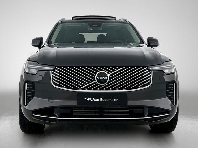 Volvo XC90 Ultra Bright Recharge Plug-In Hybrid AWD | Bowers & Wilkins | Le