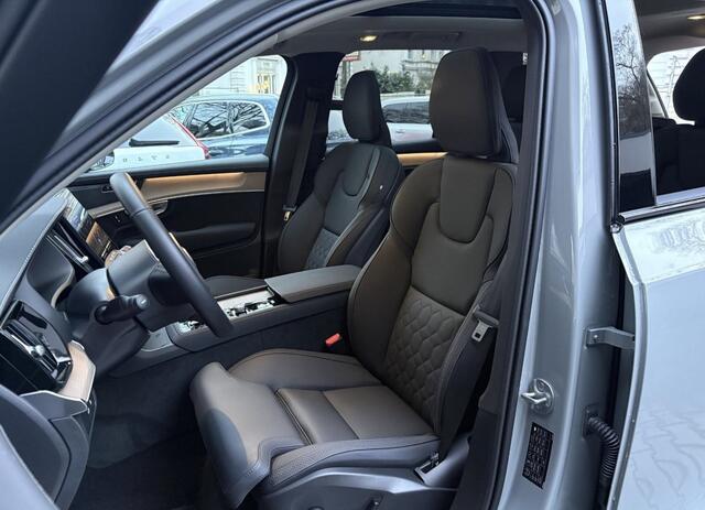 Volvo XC90 T8 Plus Dark Facelift Plug-in hybrid AWD ** Trekhaak ** HUD ** Panodak ** 360 camera ** Bowers & Wilkins