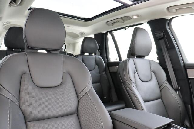 Volvo XC90 II T8 PLUG-IN HYBRID AWD ULTRA DARK *VOORRAAD VOORDEEL!* -PANO.DAK|HARMAN/KARDON|LUCHTVERING|GEVENT.LEDER+MASSAGE|360°CAM|HEAD-UP DISP.|TREKHAAK