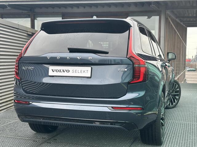 Volvo XC90 2.0 T8 Plug-in hybrid AWD Plus Dark / Luchtvering / Pano. dak / Head-up display / Bowers & Wilkins / 360 camera / Elek. verstelbare stoelen / Voor+achter+stuur verwarmd / Keyless /