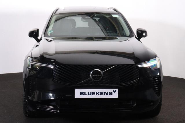 Volvo XC90 T8 Recharge AWD Ultra Dark - Luchtvering - Panorama/schuifdak - IntelliSafe Assist & Surround - 360º Camera - Bowers & Wilkins audio - Adaptieve LED koplampen - Verwarmde voorstoelen, stuur & achterbank - Parkeersensoren voor & achter - Elektr. bedienb. v
