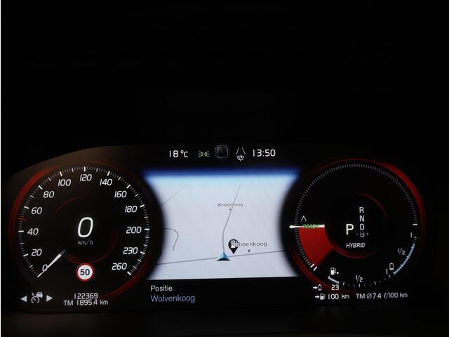 Volvo XC90 2.0 T8 Recharge AWD R-Design / Trekhaak / B&W audio / Massage en gevent. stoelen / 360 camera / Stoel+stuurwielverwarming