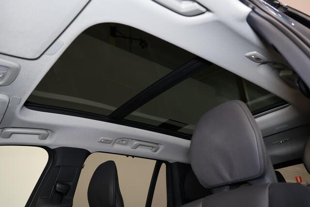 Volvo XC90 T8 Recharge AWD Plus Bright - Panorama/schuifdak - IntelliSafe Assist & Surround - 360º Camera - Harman/Kardon audio - Adaptieve LED koplampen - Verwarmde voorstoelen, stuur & achterbank - Parkeersensoren voor & achter - Elektr. bedienb. voorstoelen met g