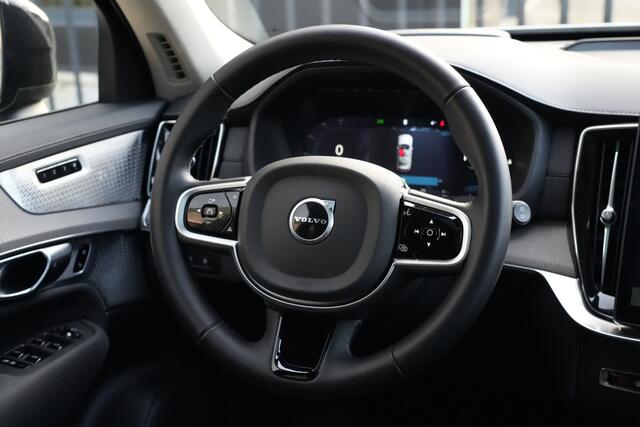 Volvo XC90 2.0 T8 Plug-in hybrid AWD Ultra Dark 455pk Panoramadak/Bowers&Wilkins/360Camera