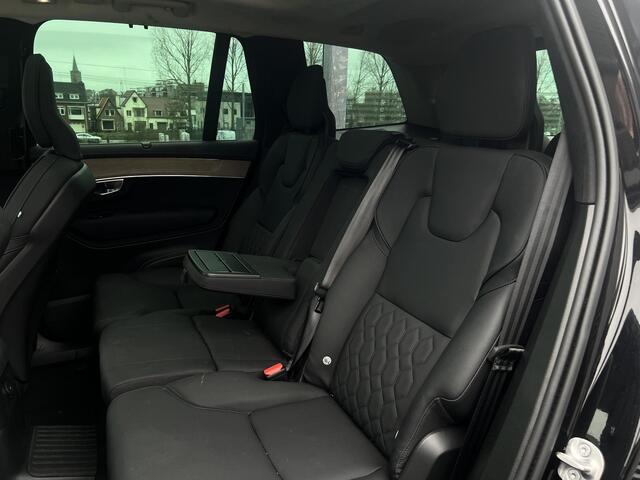 Volvo XC90 2.0 T8 Plug-in hybrid AWD Ultra Dark Black Edition, PHEV, Long range, Automaat, Luchtvering, Panoramadak, Stoel- en stuurverwarming, Parkeercamera, Park assist voor- en achter