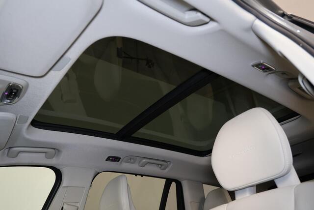 Volvo XC90 T8 Recharge AWD Inscription Intro Edition - Luchtvering - Panorama/schuifdak - IntelliSafe Assist & Surround - 360º Camera - Bowers & Wilkins audio - Adaptieve LED koplampen - Verwarmde voorstoelen, stuur & achterbank - Parkeersensoren voor & achter - Ele