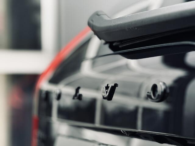 Volvo XC90 2.0 T8 Recharge AWD | Dark Label | Panodak | Luchtvering | Adaptive Cruise | Auto Pilot | Leer | Stoelverwarming voor/achter | Incl BTW