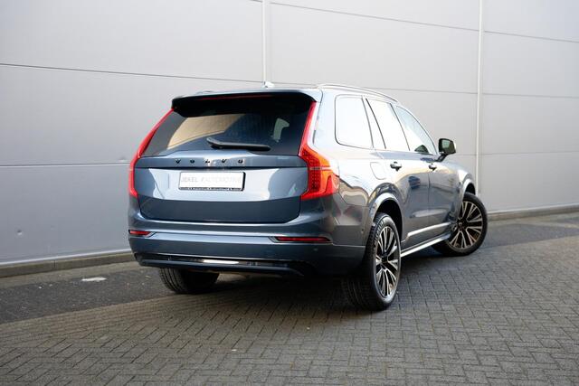 Volvo XC90 2.0 T8 Recharge AWD Plus Dark Panoramadak, Trekhaak, 360 Camera, H/K Geluidsinstallatie, Leren bekleding, Voorruit verwarming, Stoel- en stuurverwarming, enz