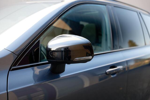 Volvo XC90 2.0 T8 Recharge AWD Plus Dark Panoramadak, Trekhaak, 360 Camera, H/K Geluidsinstallatie, Leren bekleding, Voorruit verwarming, Stoel- en stuurverwarming, enz